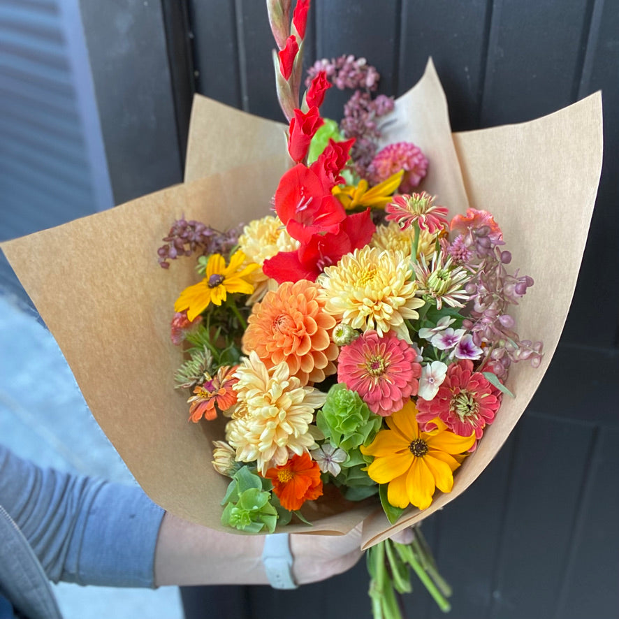 12 Month Seasonal Flower Subscription - Seasonal Bunch