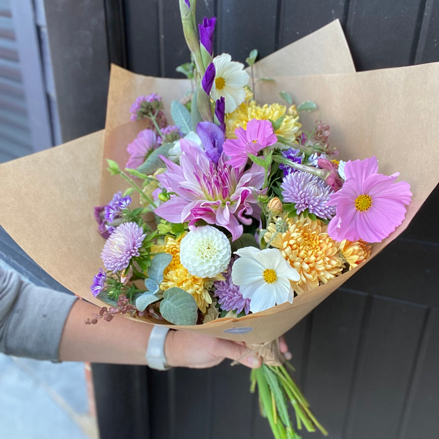 12 Month Seasonal Flower Subscription - Seasonal Bunch