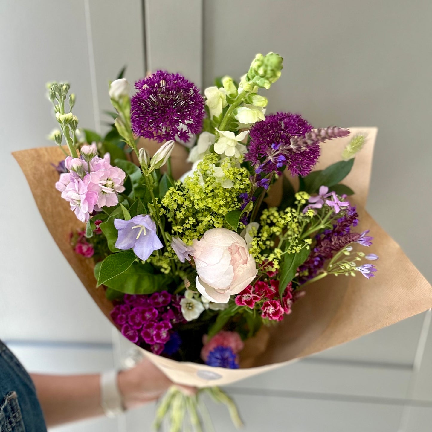 September Friday Flowers - Standard Bunch