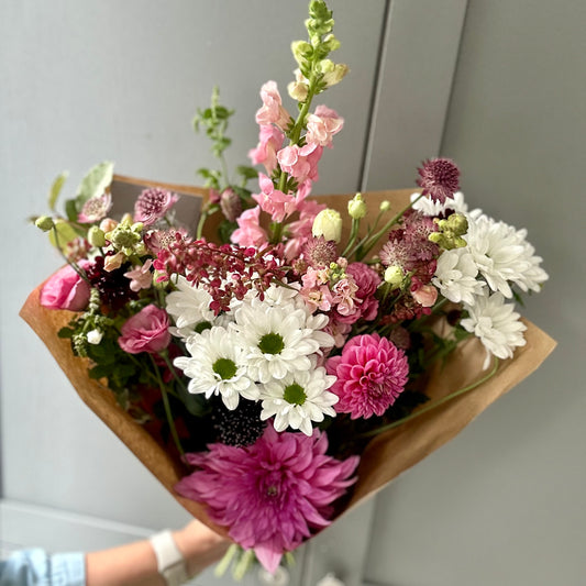 September Friday Flowers - Standard Bunch