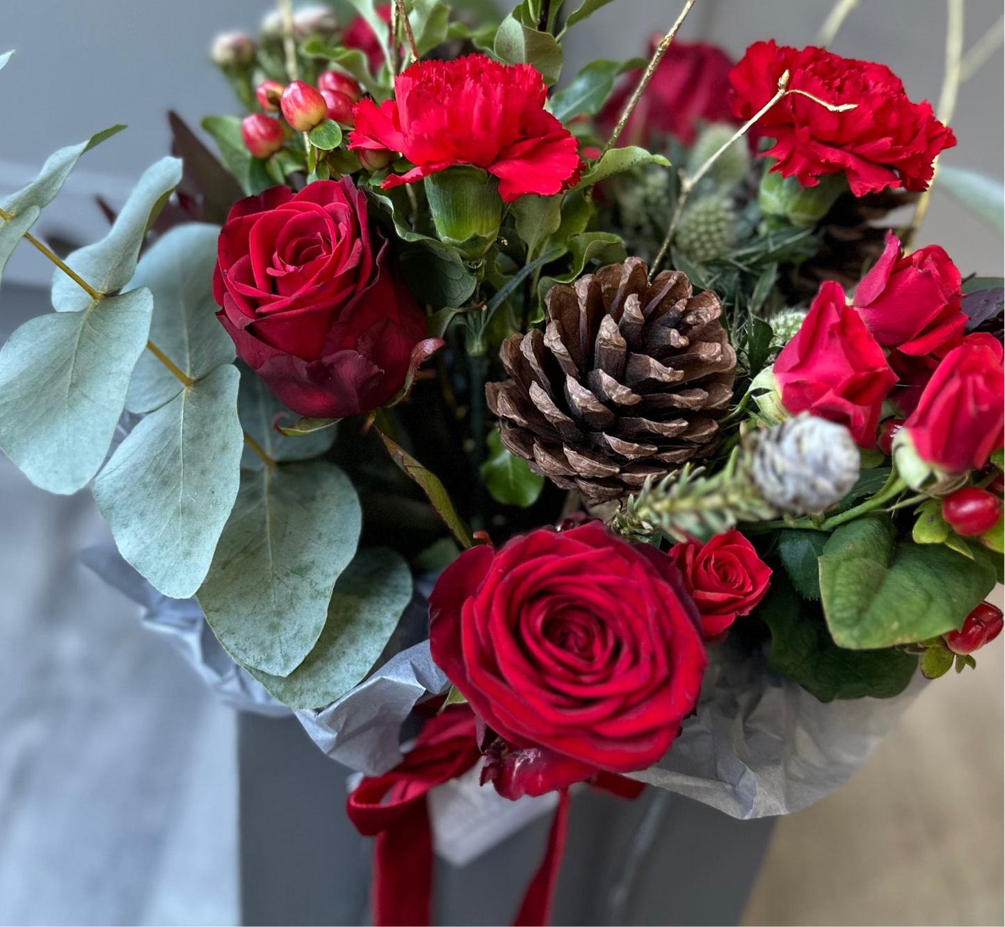 Christmas Gift Bag of Flowers