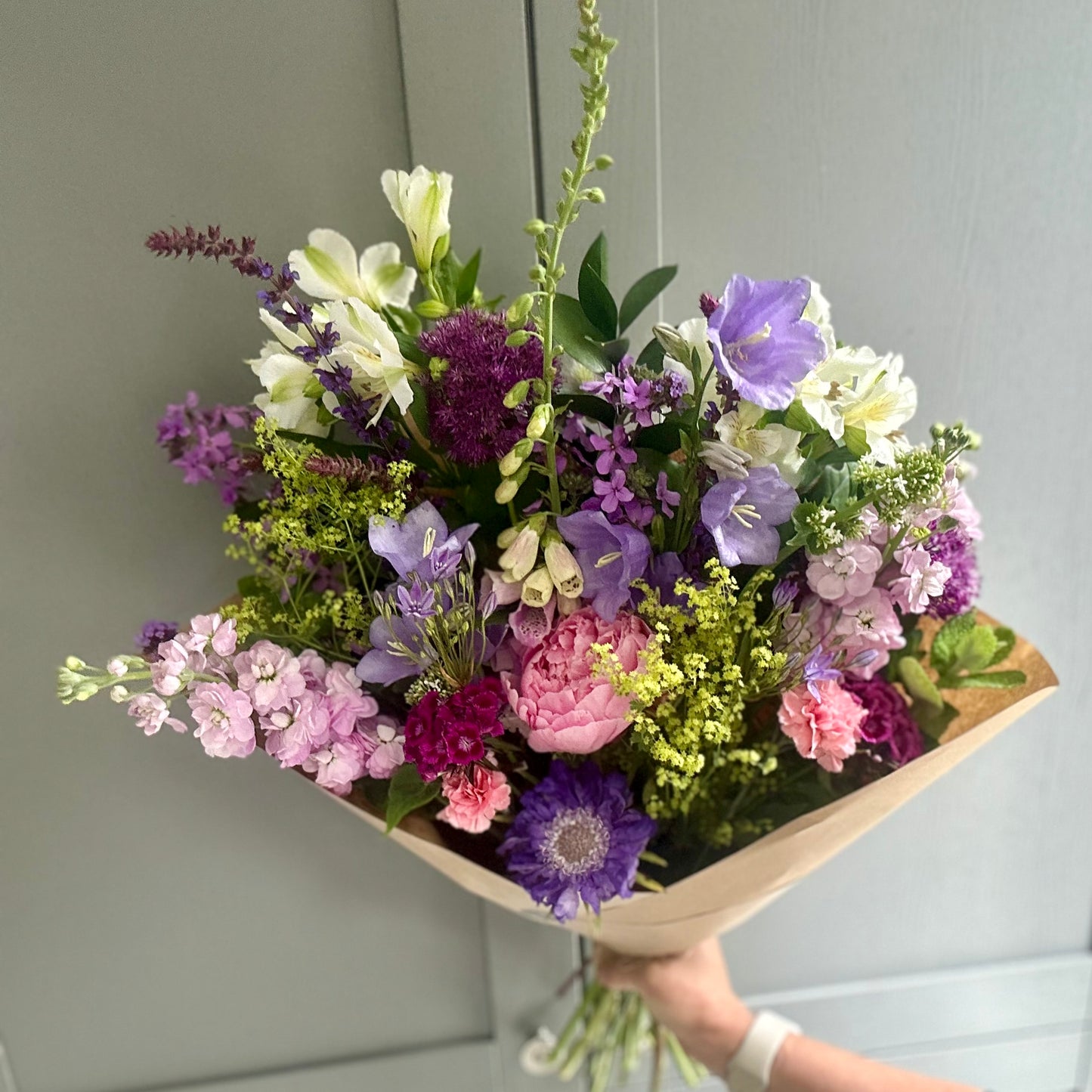 September Friday Flowers - Extra Large Bunch