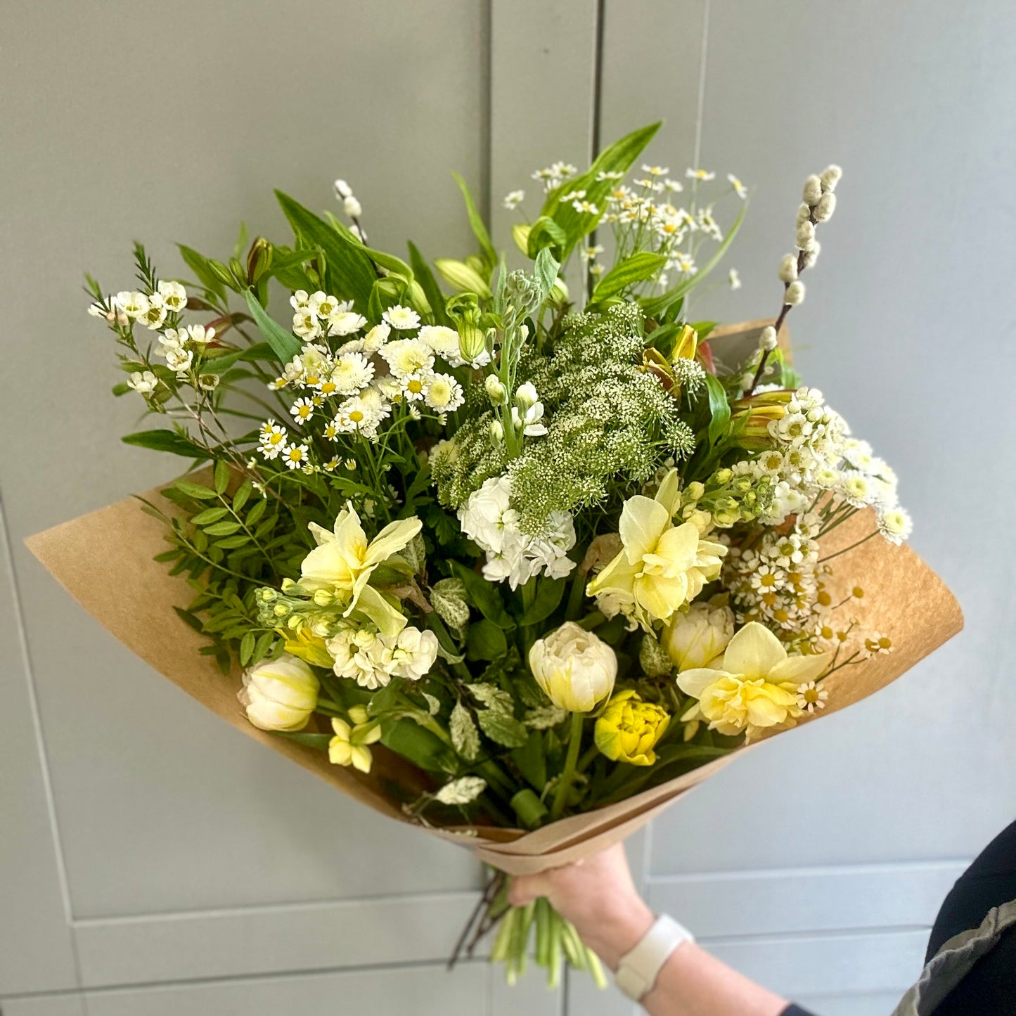 September Friday Flowers - Standard Bunch