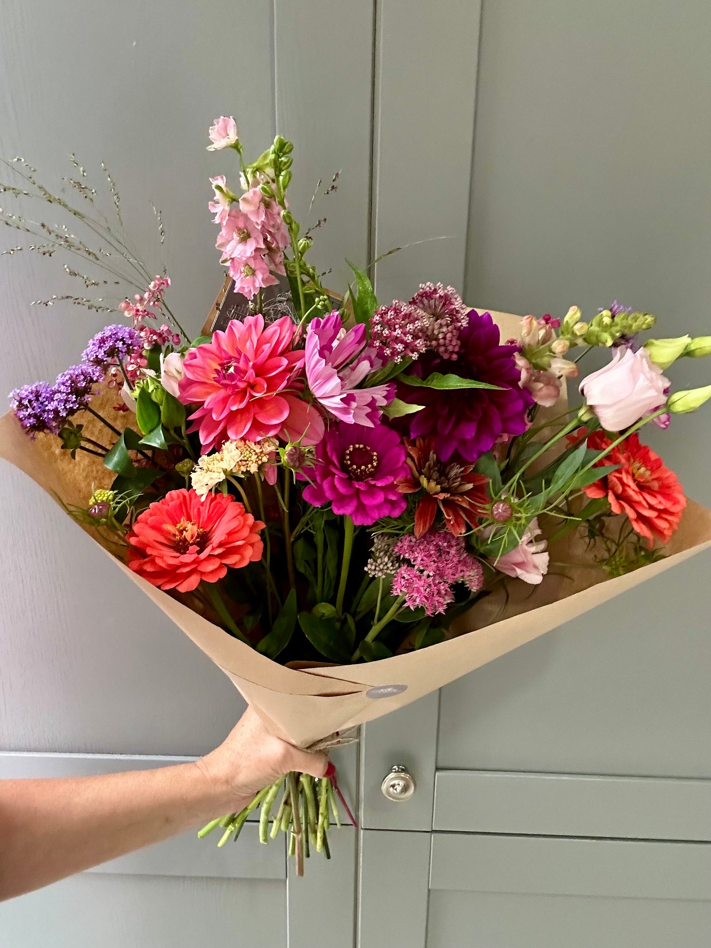 Friday Flowers Bunch - Free Delivery