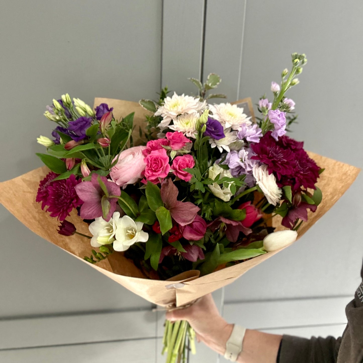 September Friday Flowers - Standard Bunch