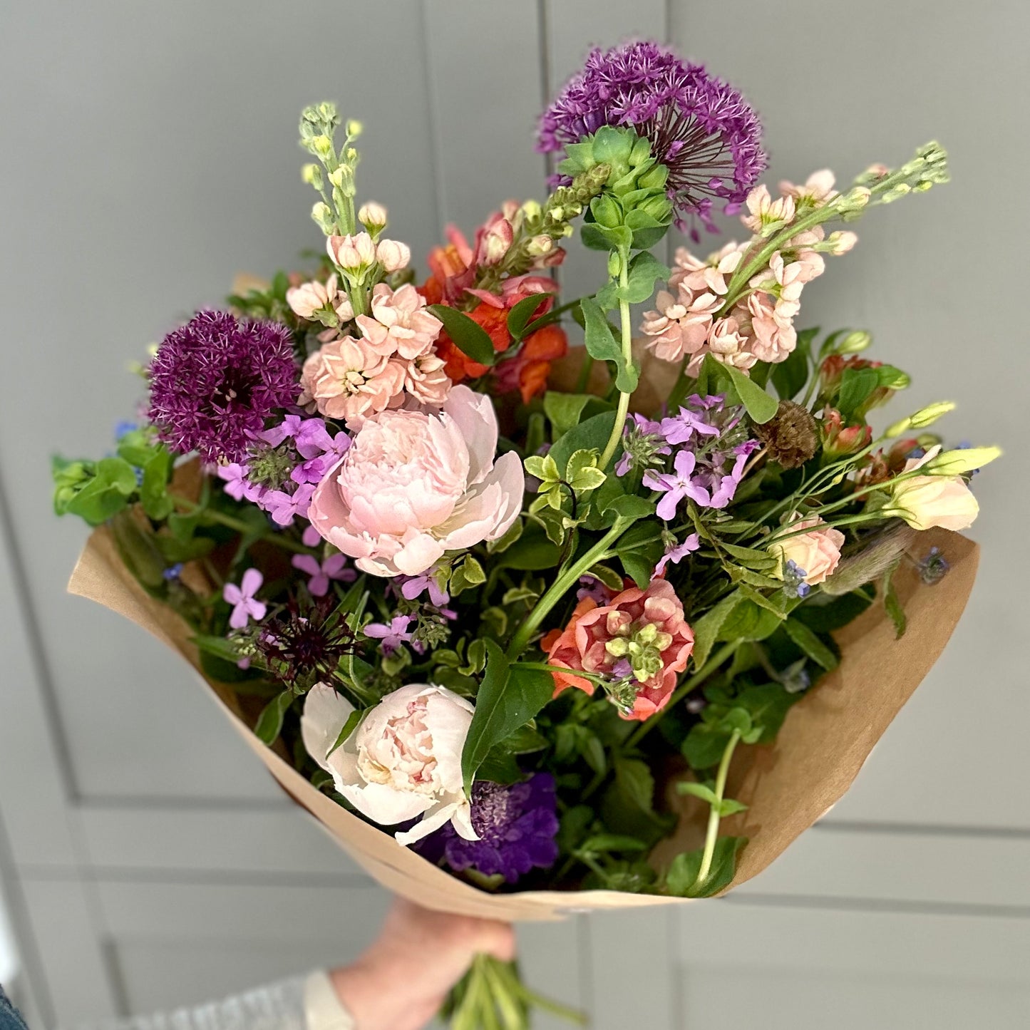 September Friday Flowers - Standard Bunch