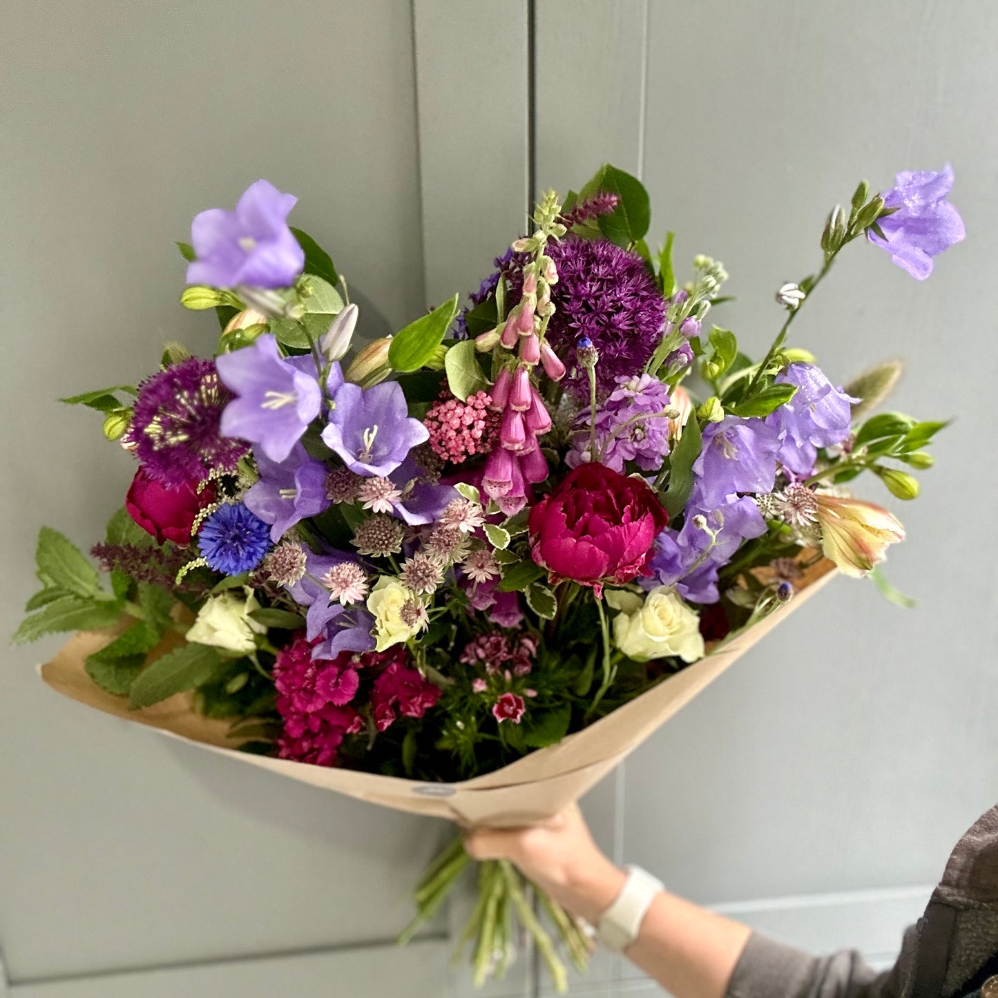 September Friday Flowers - Extra Large Bunch