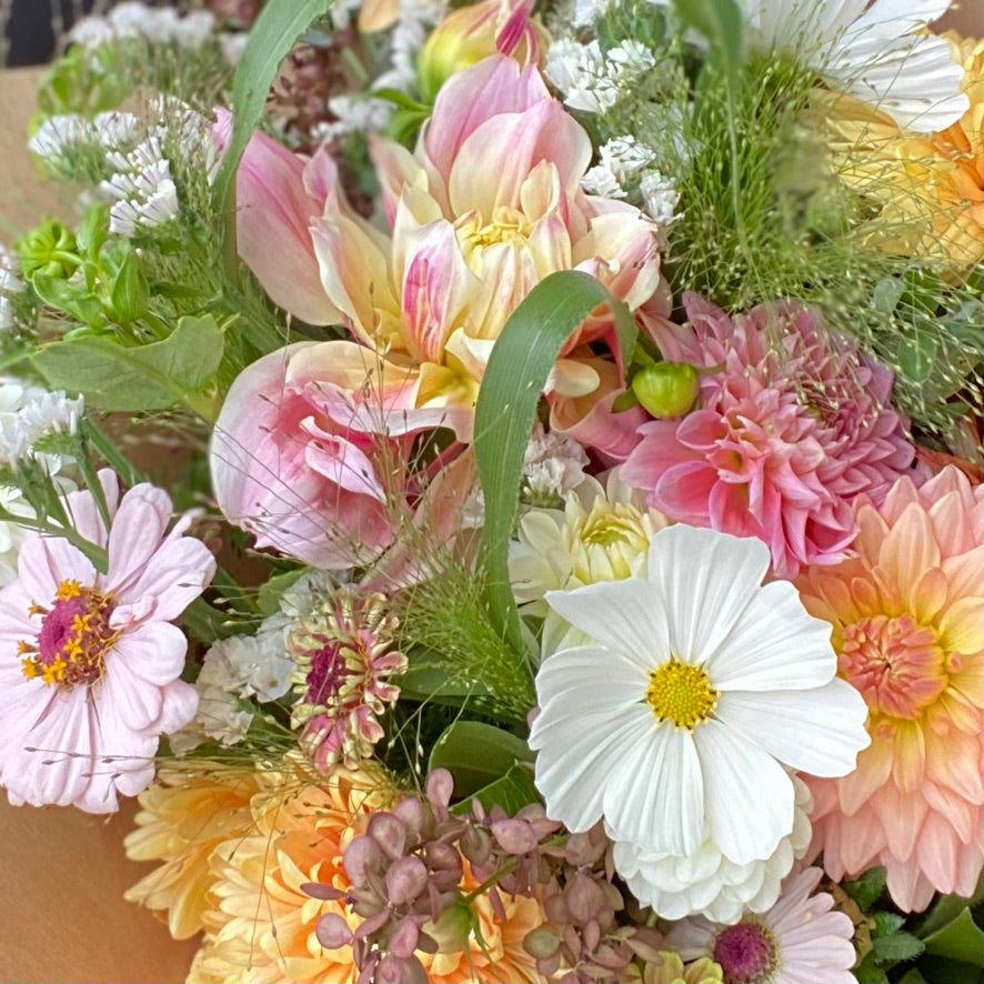12 Month Seasonal Flower Subscription - Seasonal Bunch